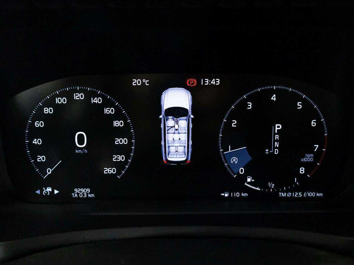 Купить Volvo XC90 с пробегом. Фото: #10