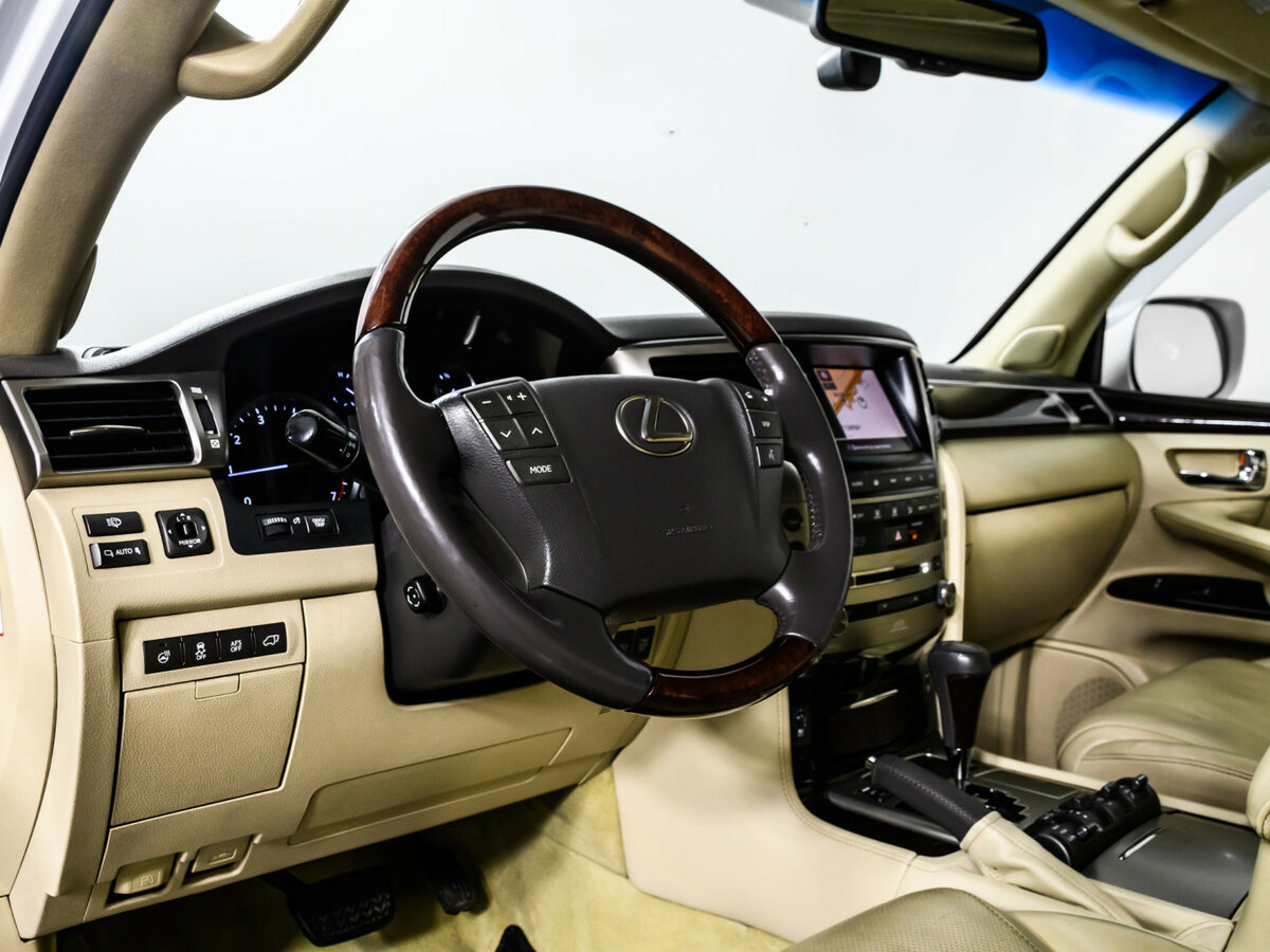 Купить Lexus LX с пробегом. Фото: #10
