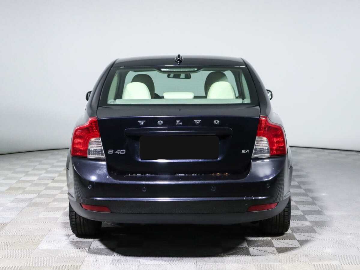 Купить Volvo S40 с пробегом. Фото: #4