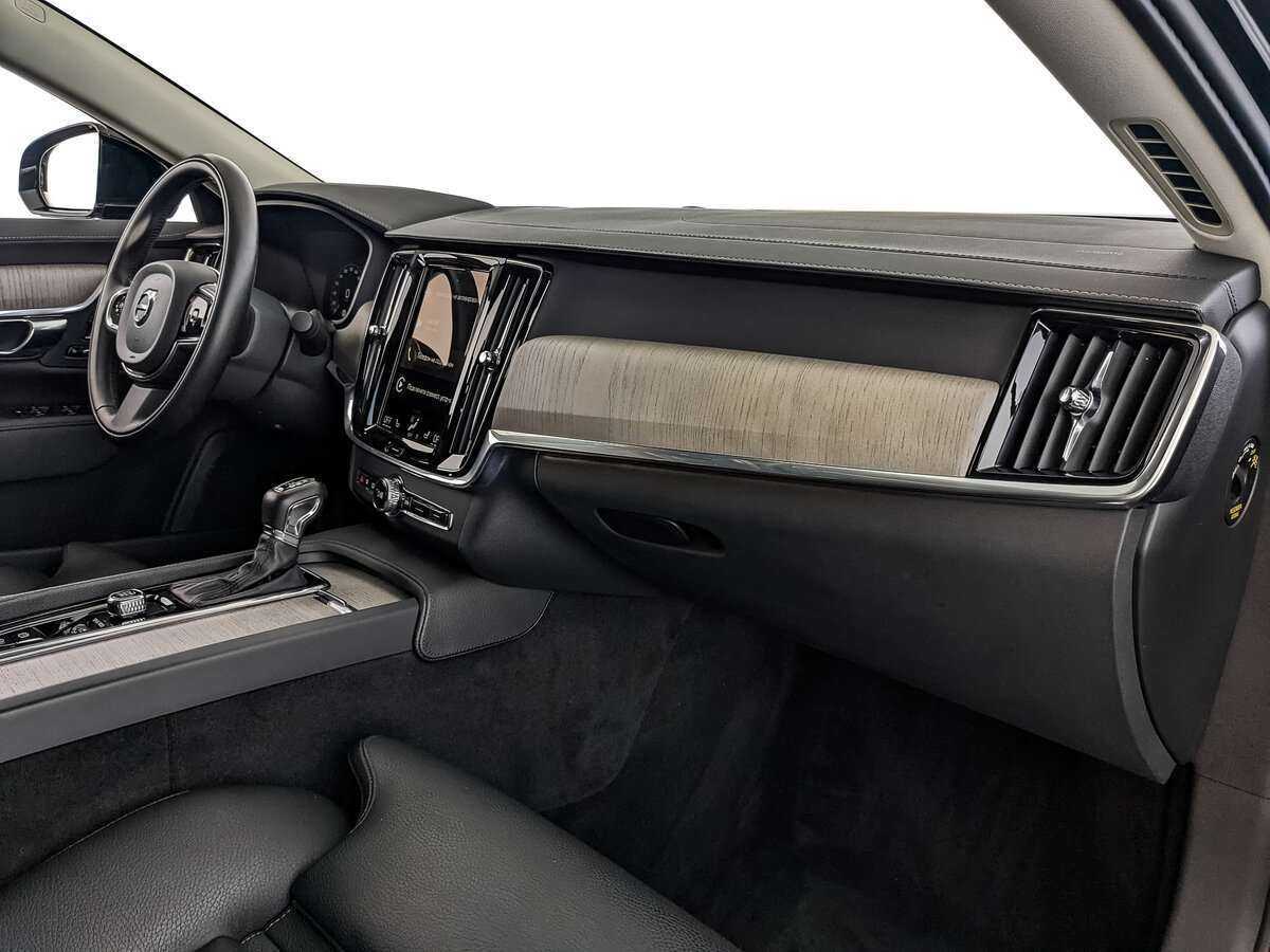 Купить Volvo S90 с пробегом. Фото: #8