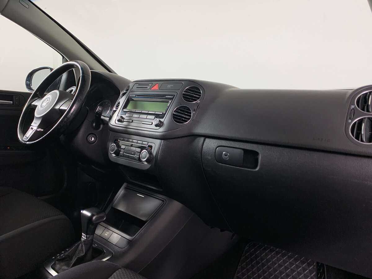 Купить Volkswagen Golf Plus с пробегом. Фото: #10