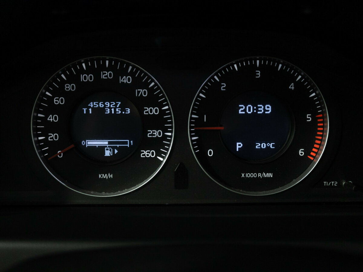 Купить Volvo XC70 с пробегом. Фото: #11