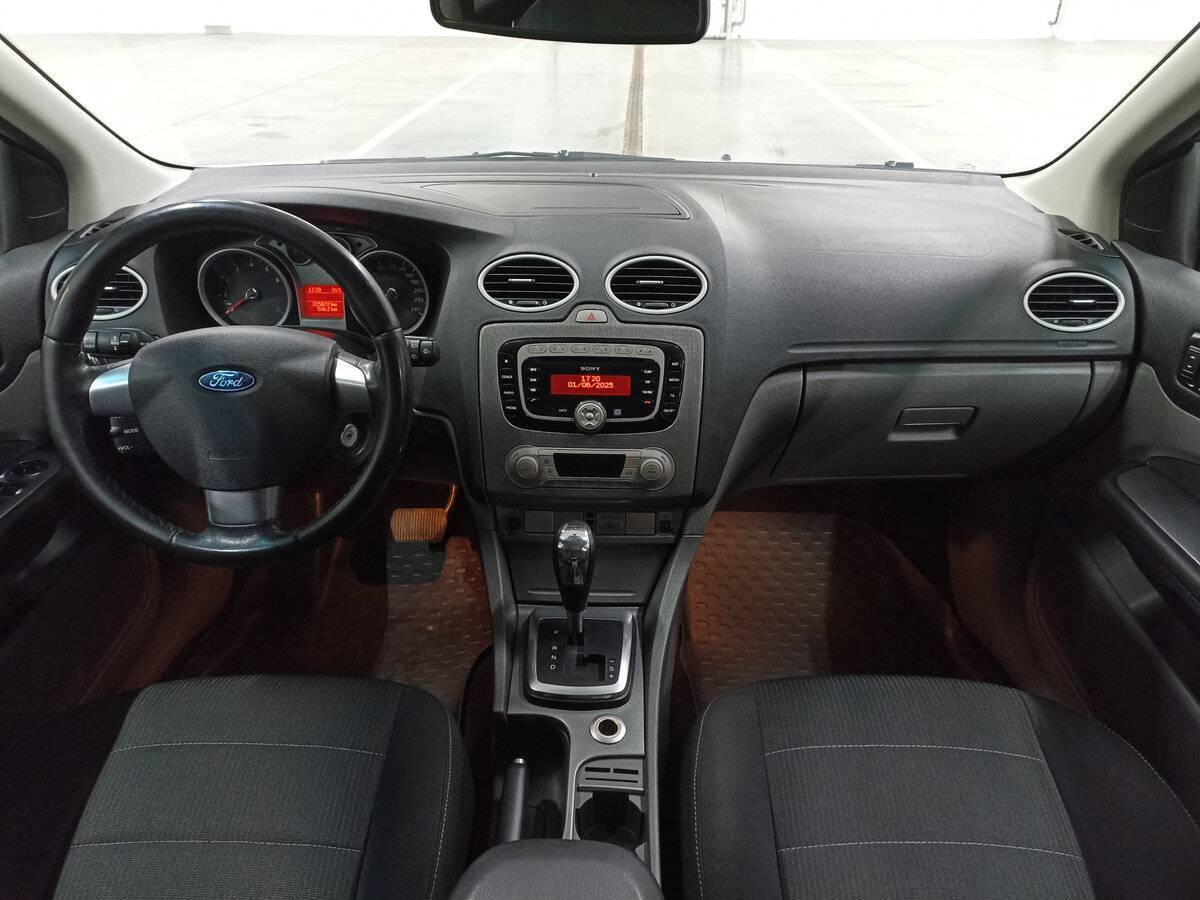 Купить Ford Focus с пробегом. Фото: #13