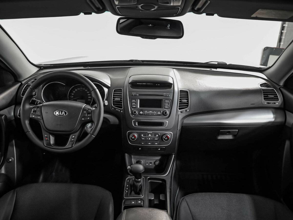Купить Kia Sorento с пробегом. Фото: #8