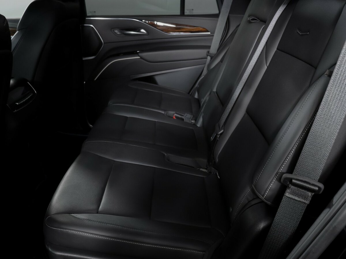 Купить Cadillac Escalade с пробегом. Фото: #9
