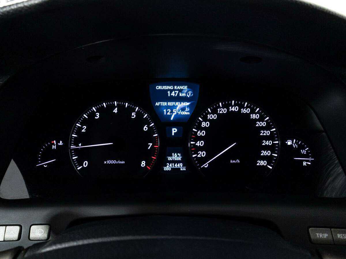 Купить Lexus LS с пробегом. Фото: #11