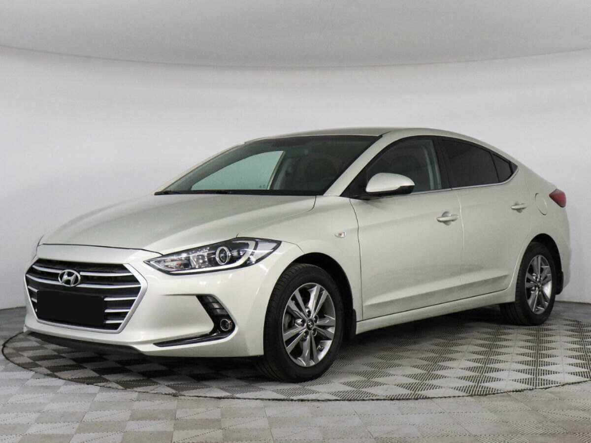 Купить Hyundai Elantra с пробегом. Посмотреть фото