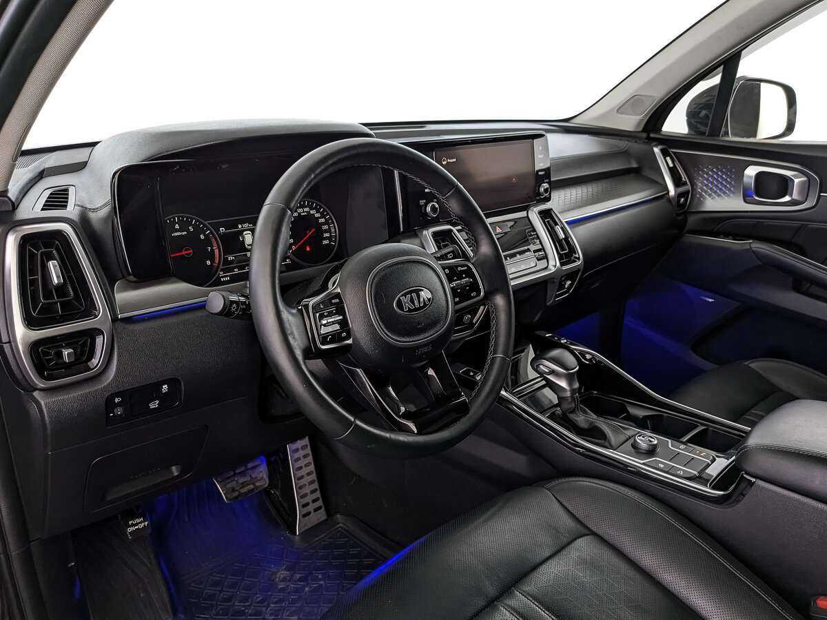 Купить Kia Sorento с пробегом. Фото: #10