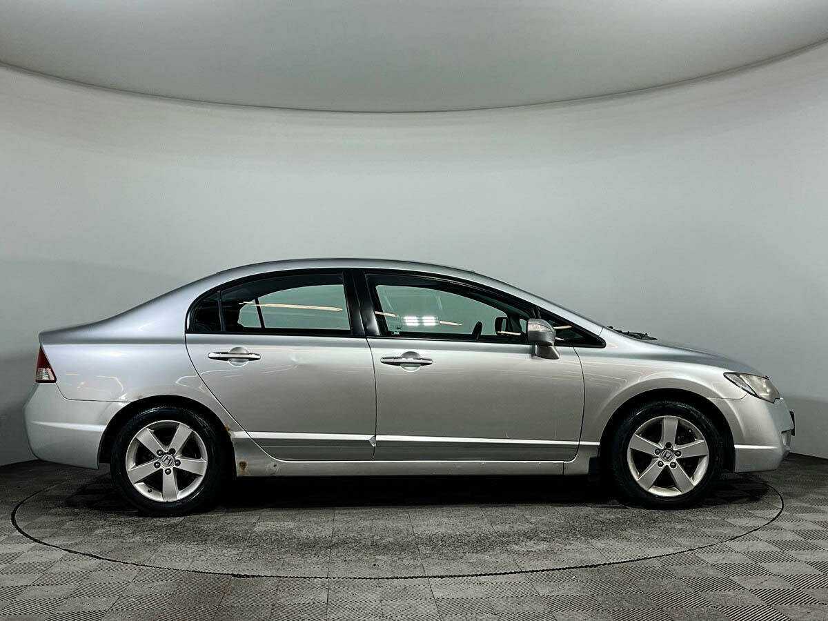 Купить Honda Civic с пробегом. Фото: #3