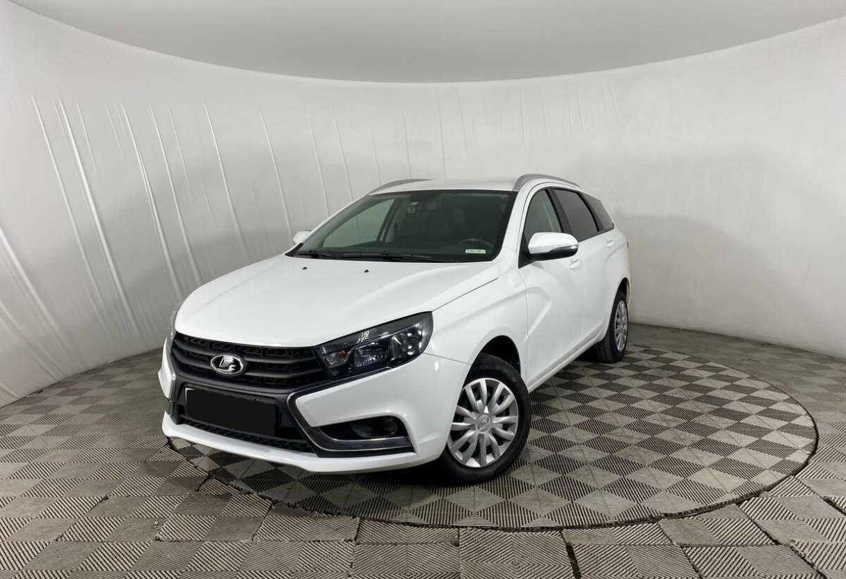 Купить Lada (ВАЗ) Vesta с пробегом. Фото: #0