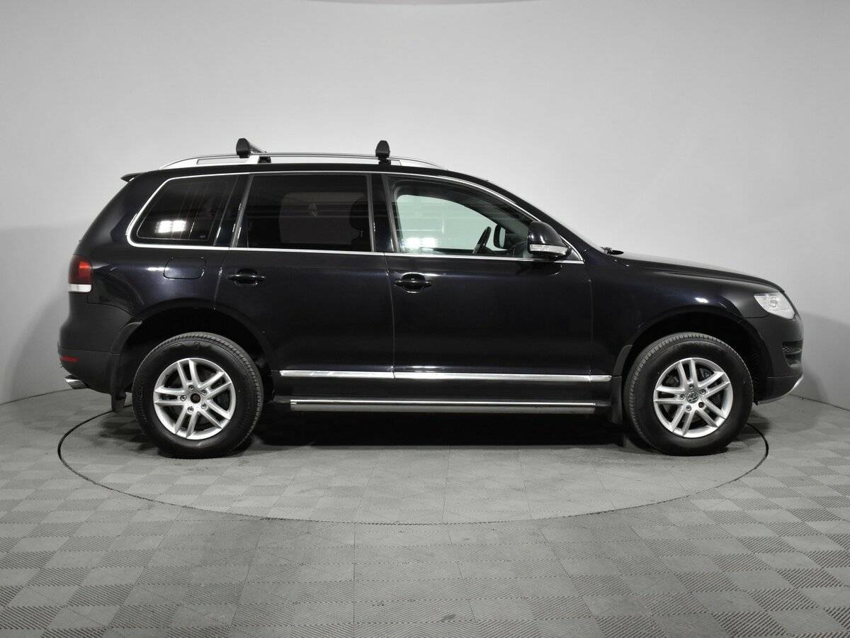 Купить Volkswagen Touareg с пробегом. Фото: #3