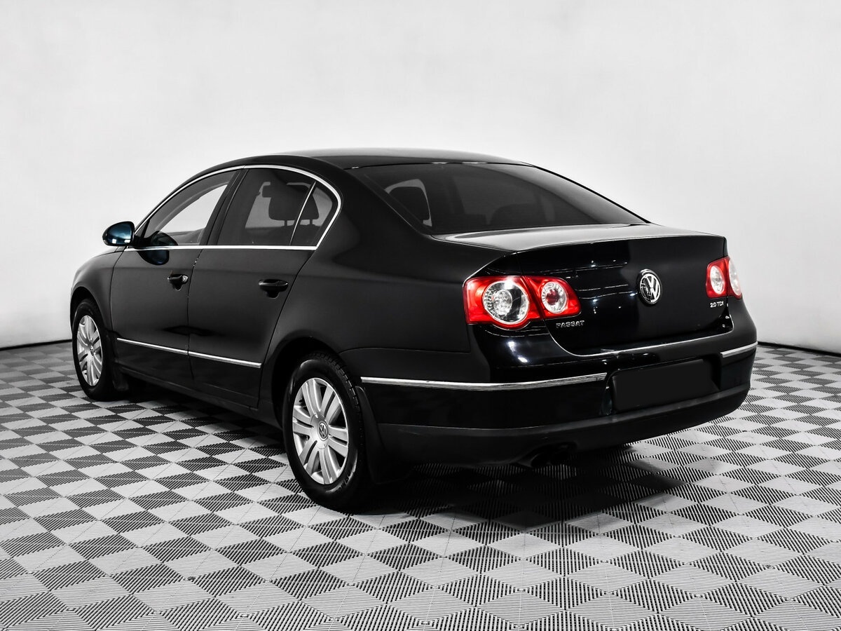 Купить Volkswagen Passat с пробегом. Фото: #6