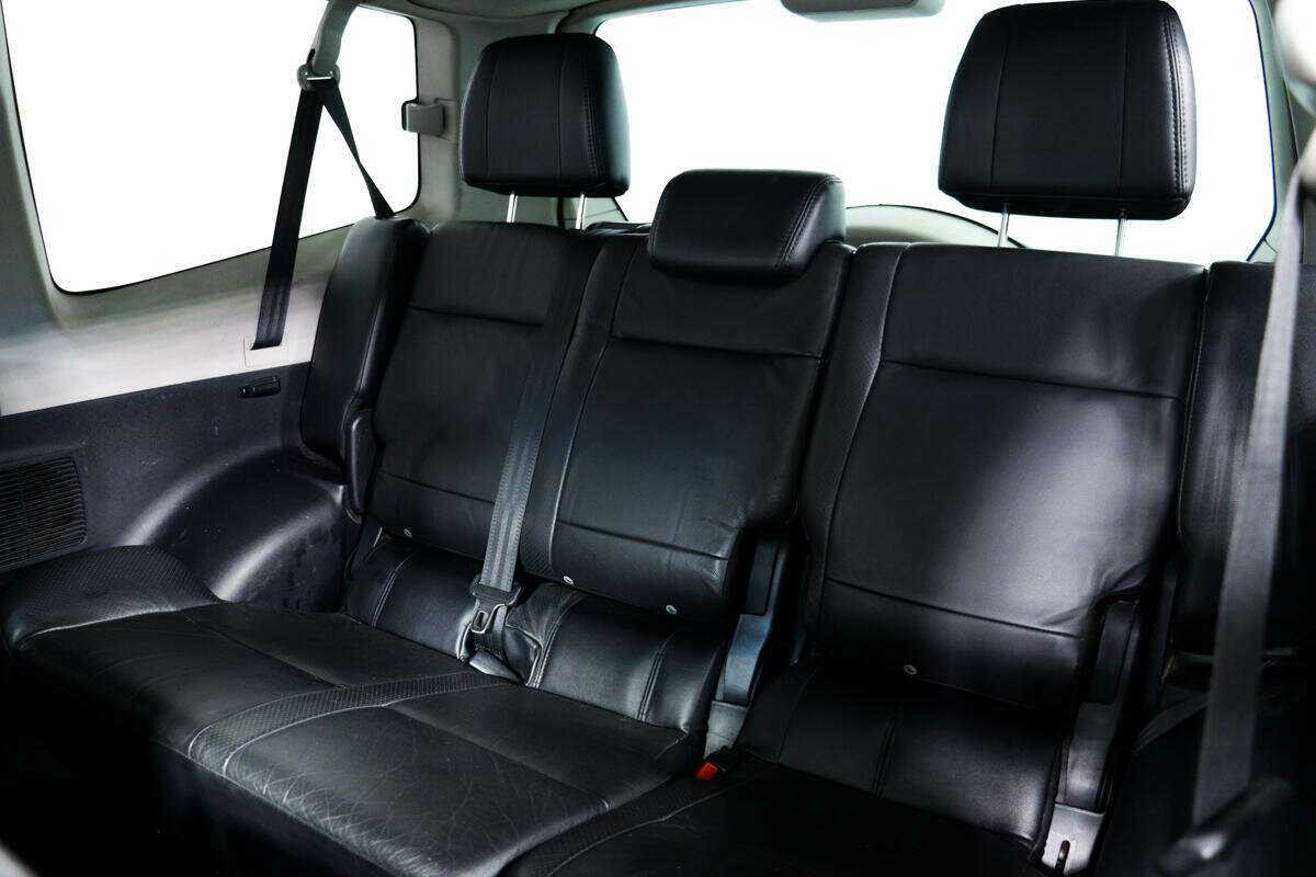 Купить Mitsubishi Pajero с пробегом. Фото: #11