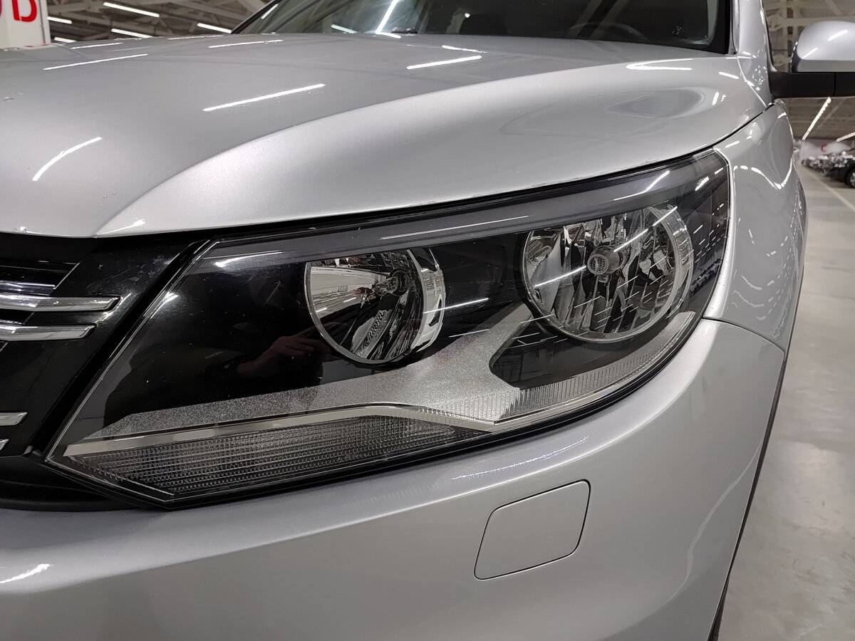 Купить Volkswagen Tiguan с пробегом. Фото: #16
