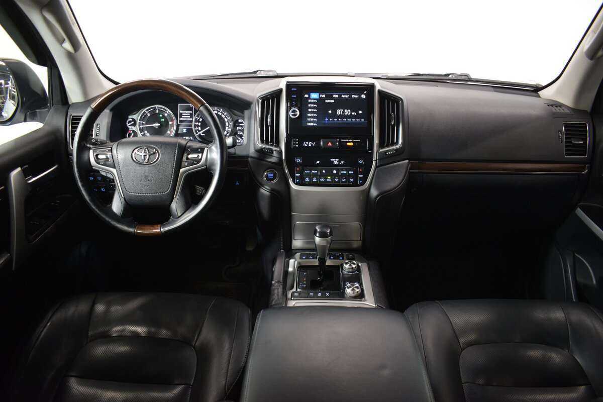 Купить Toyota Land Cruiser с пробегом. Фото: #6