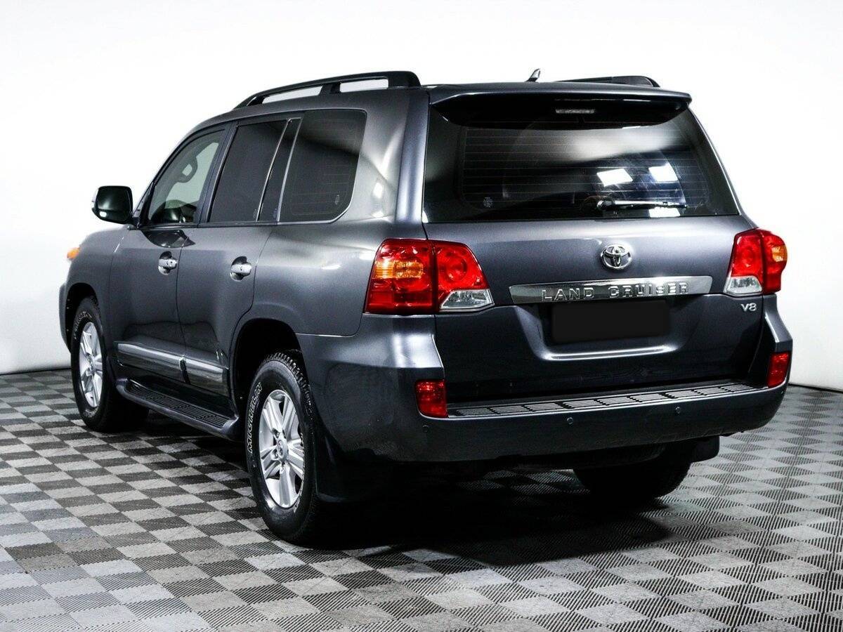 Купить Toyota Land Cruiser с пробегом. Фото: #6