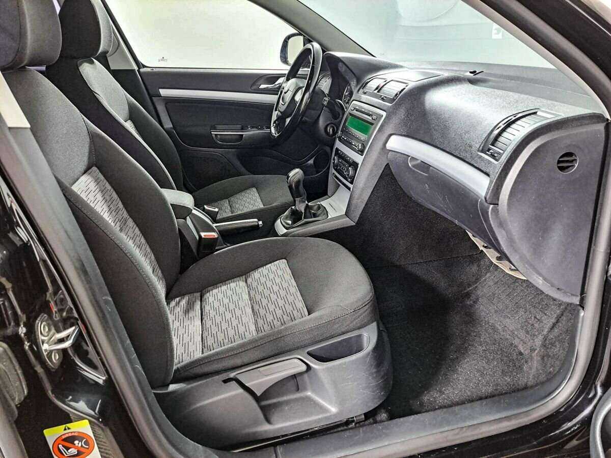 Купить Skoda Octavia с пробегом. Фото: #8