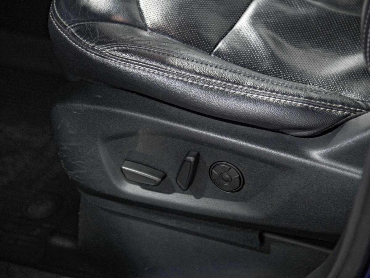 Купить Ford Explorer с пробегом. Фото: #15