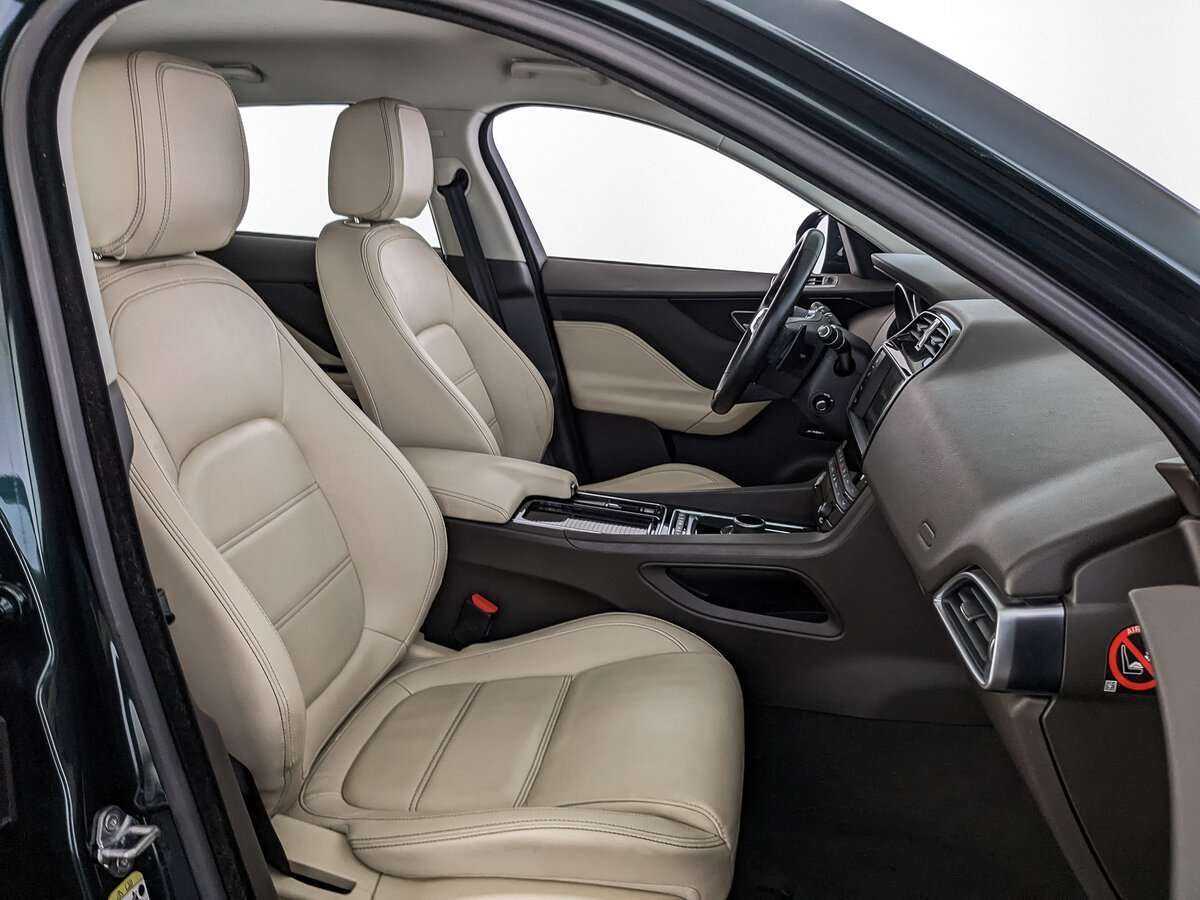Купить Jaguar F-Pace с пробегом. Фото: #19