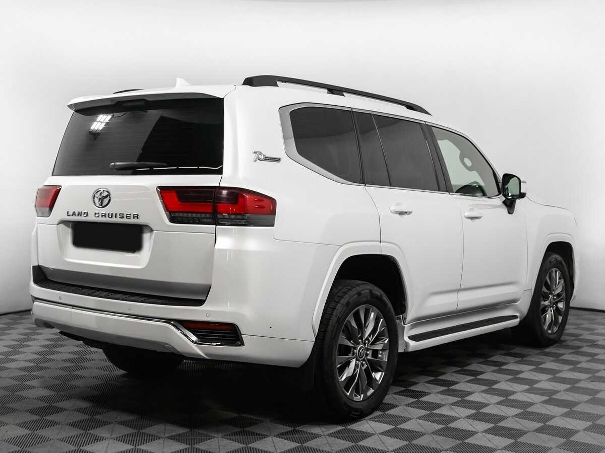Купить Toyota Land Cruiser с пробегом. Фото: #4