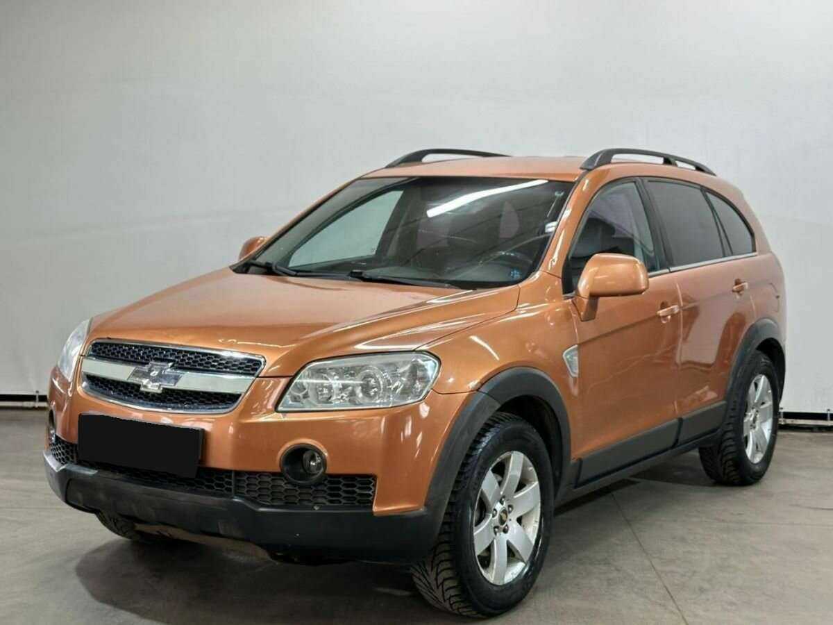 Купить Chevrolet Captiva с пробегом. Фото: #0