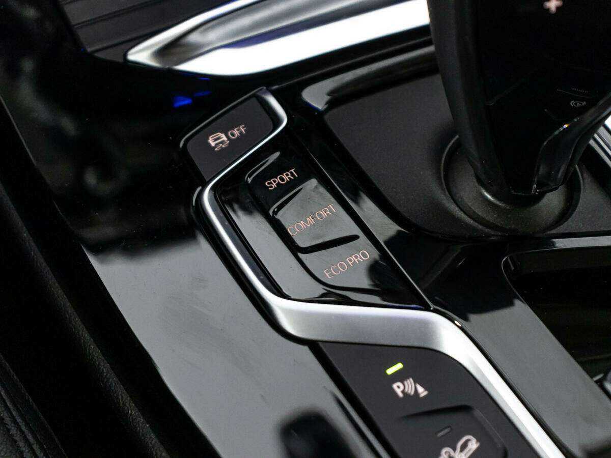 Купить BMW X3 с пробегом. Фото: #19