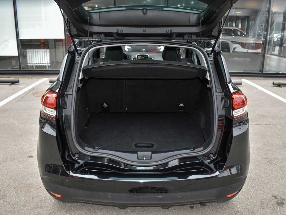 Купить Renault Scenic с пробегом. Фото: #20