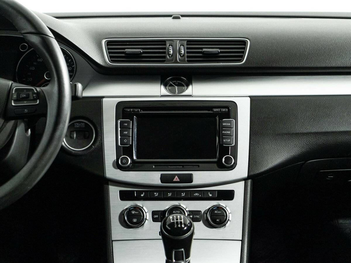 Купить Volkswagen Passat CC с пробегом. Фото: #13