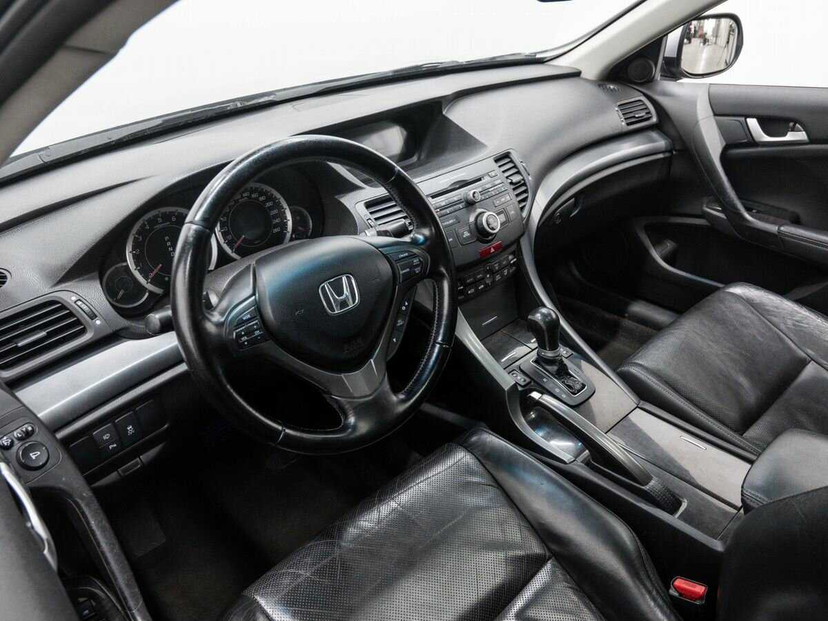 Купить Honda Accord с пробегом. Фото: #13