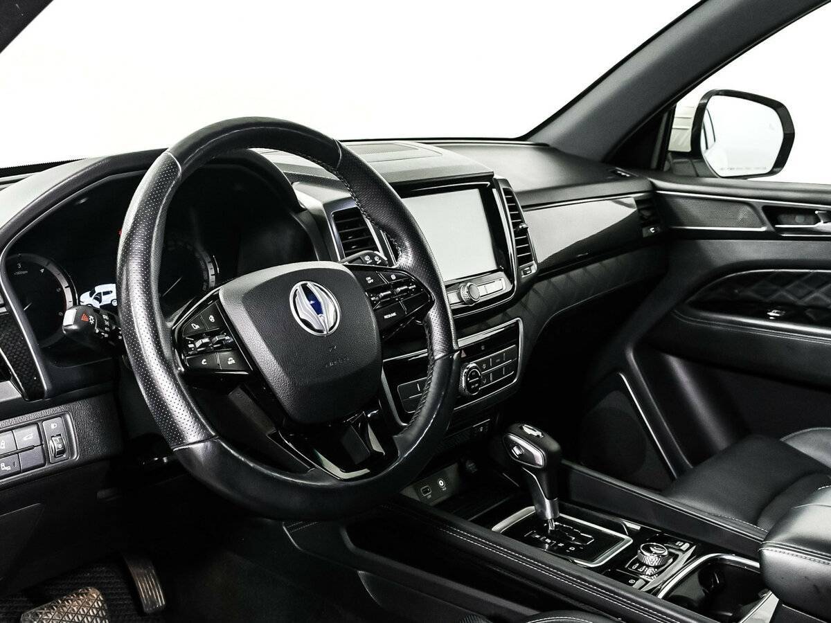 Купить SsangYong Rexton с пробегом. Фото: #11