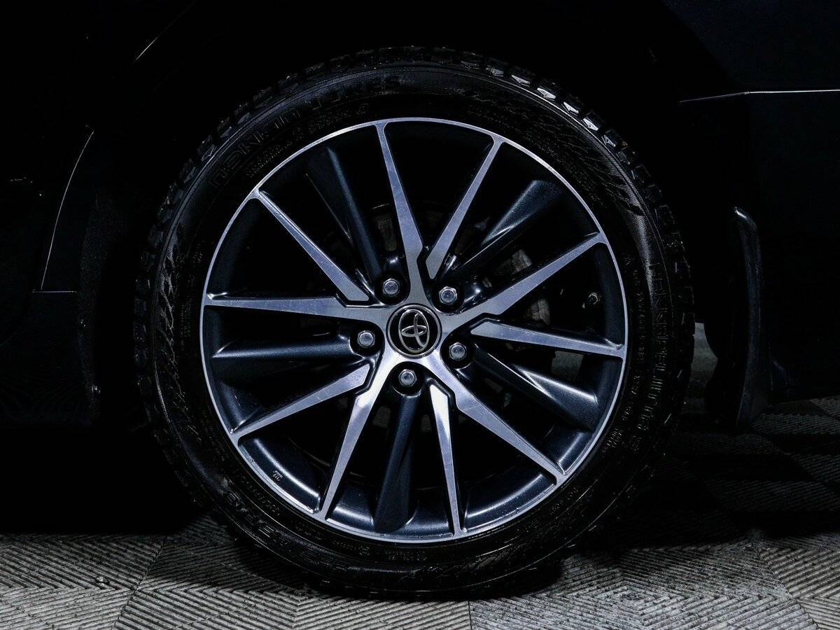 Купить Toyota Camry с пробегом. Фото: #13