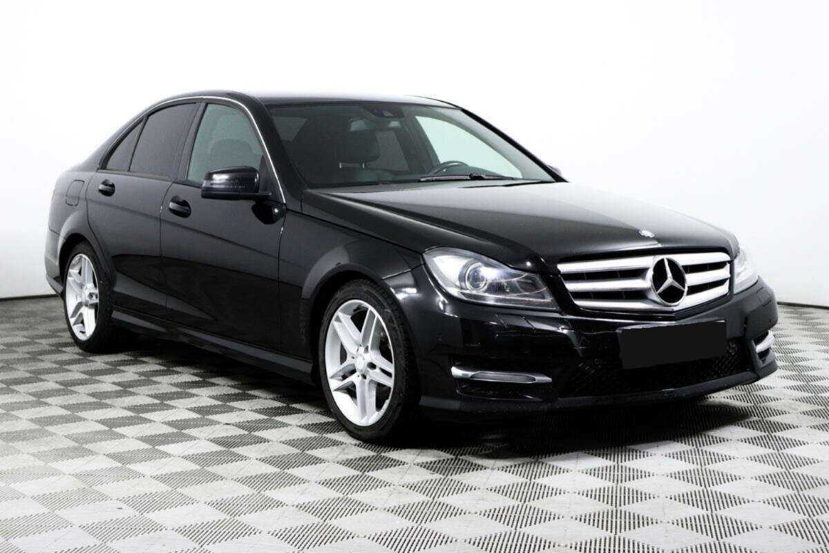 Купить Mercedes-Benz C-Класс с пробегом. Фото: #2