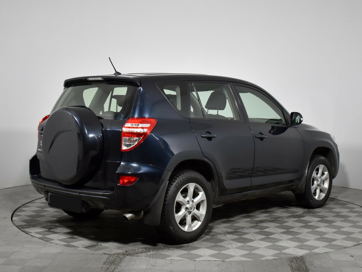 Купить Toyota RAV4 с пробегом. Фото: #4