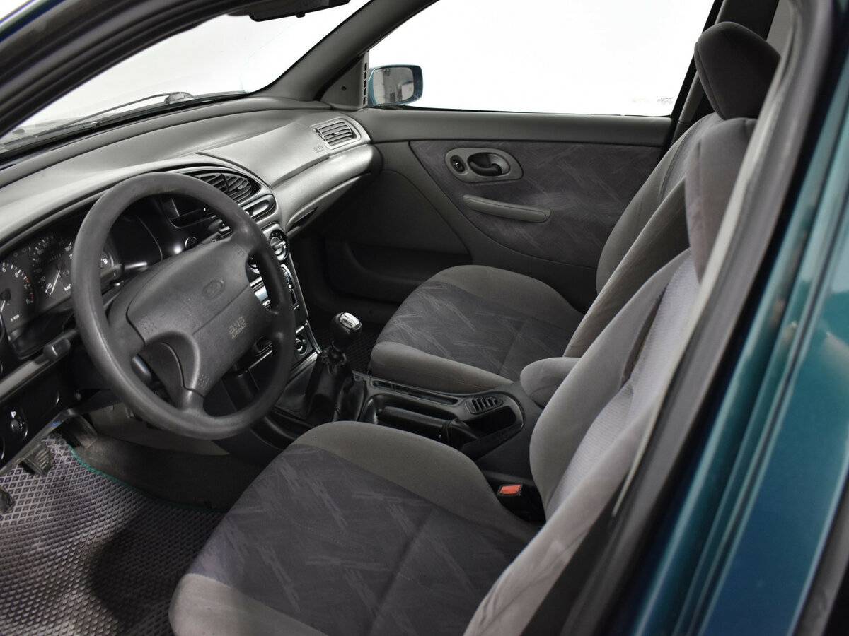 Купить Ford Mondeo с пробегом. Фото: #8