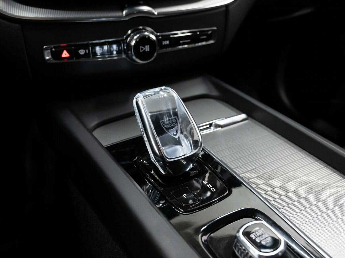 Купить Volvo XC60 с пробегом. Фото: #27