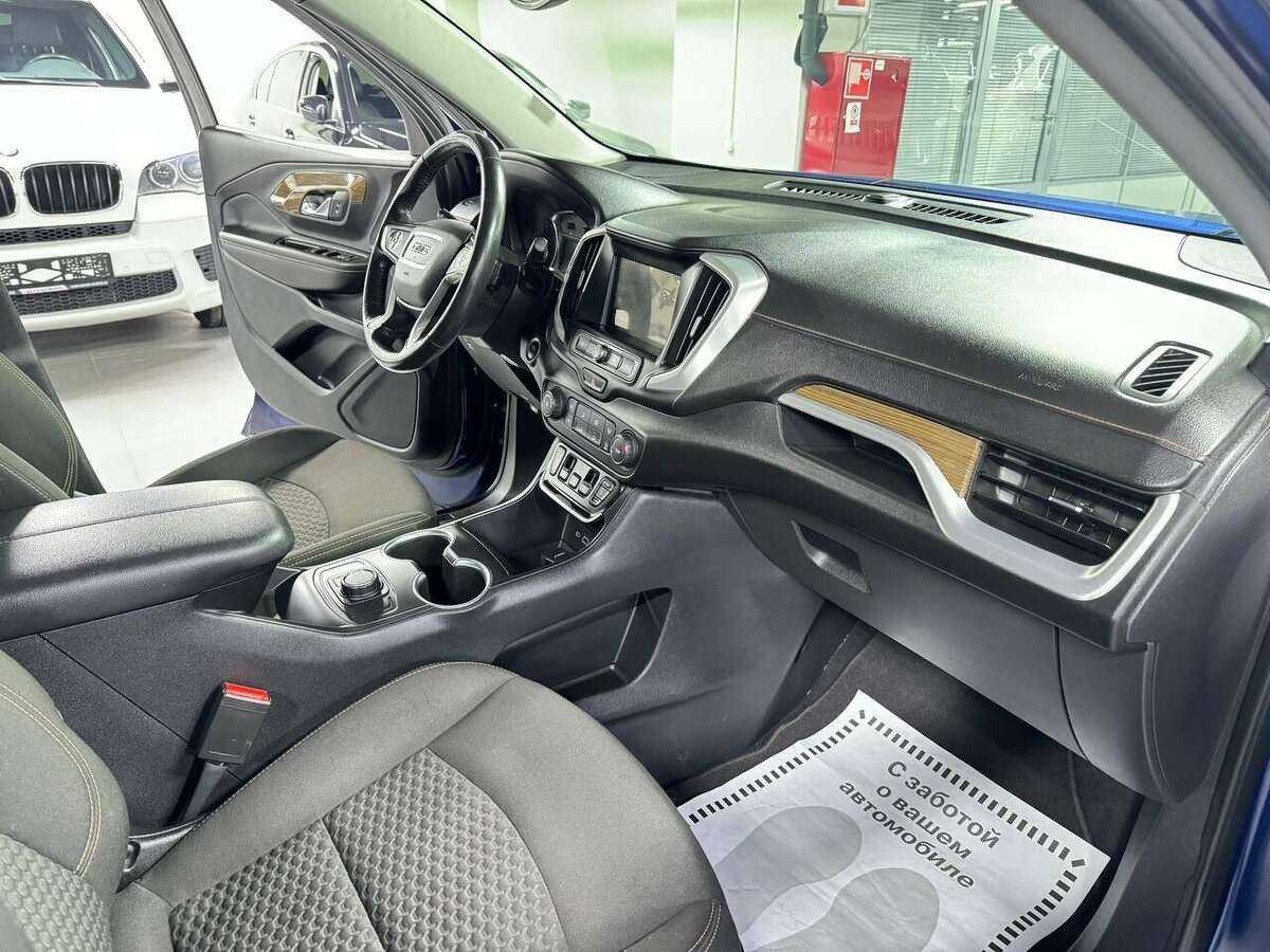 Купить GMC Terrain с пробегом. Фото: #16