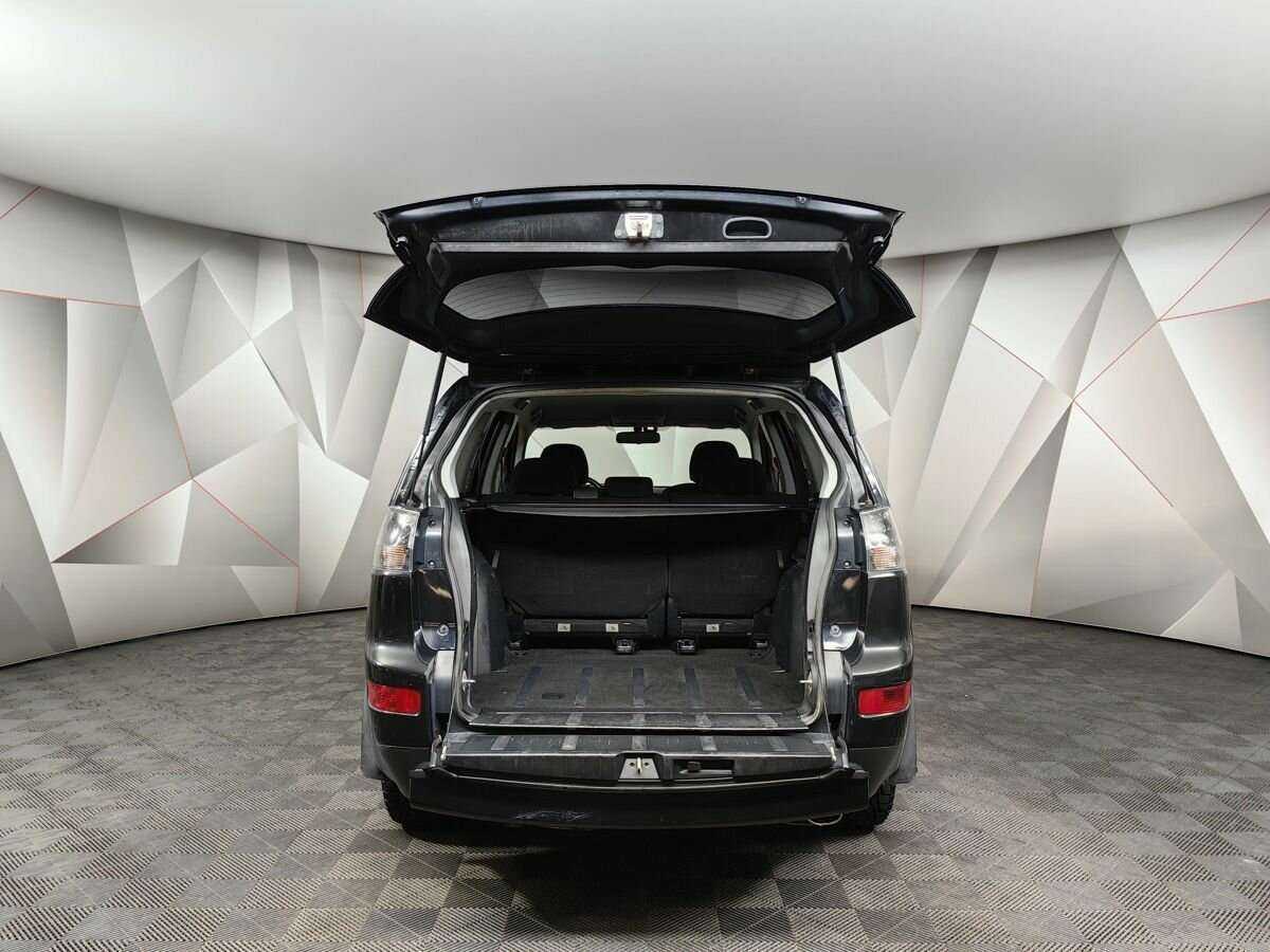 Купить Mitsubishi Outlander с пробегом. Фото: #17