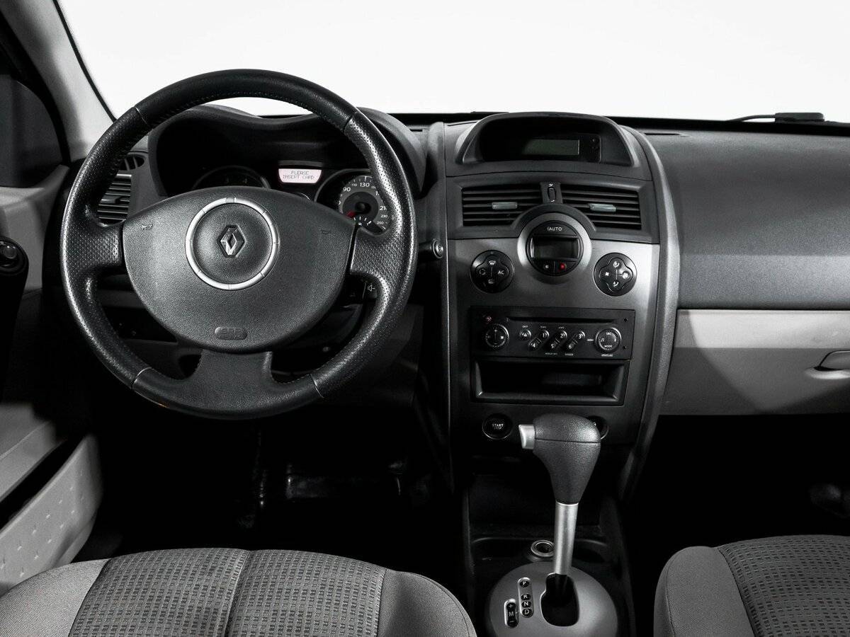 Купить Renault Megane с пробегом. Фото: #11