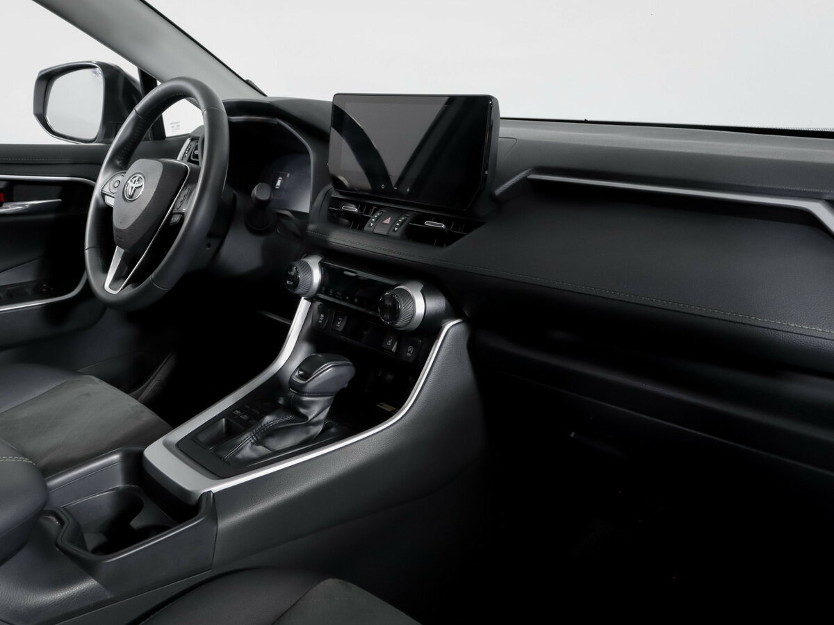 Купить Toyota RAV4 с пробегом. Фото: #8
