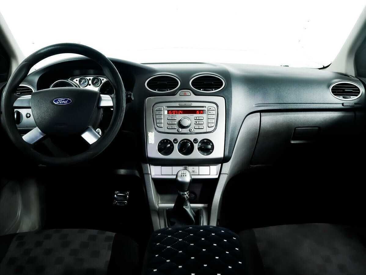 Купить Ford Focus с пробегом. Фото: #10