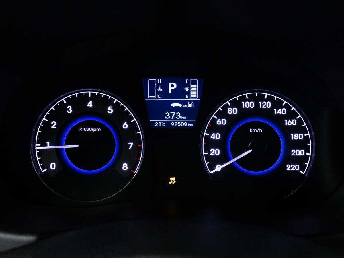 Купить Hyundai Solaris с пробегом. Фото: #11
