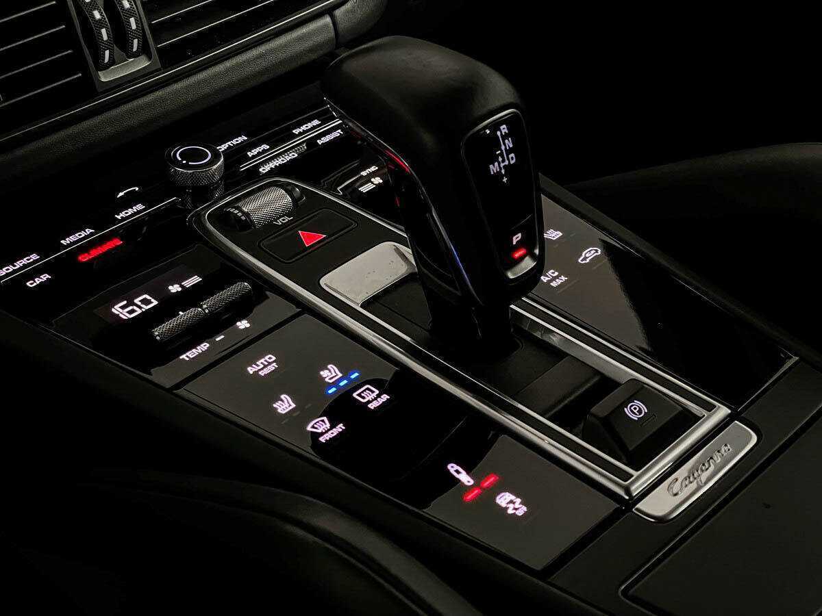 Купить Porsche Cayenne с пробегом. Фото: #16