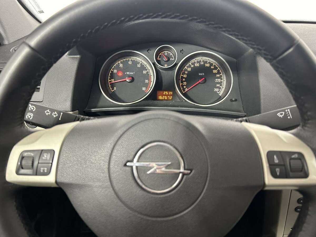 Купить Opel Astra с пробегом. Фото: #9