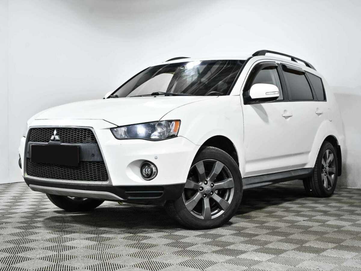 Купить Mitsubishi Outlander с пробегом. Фото: #0