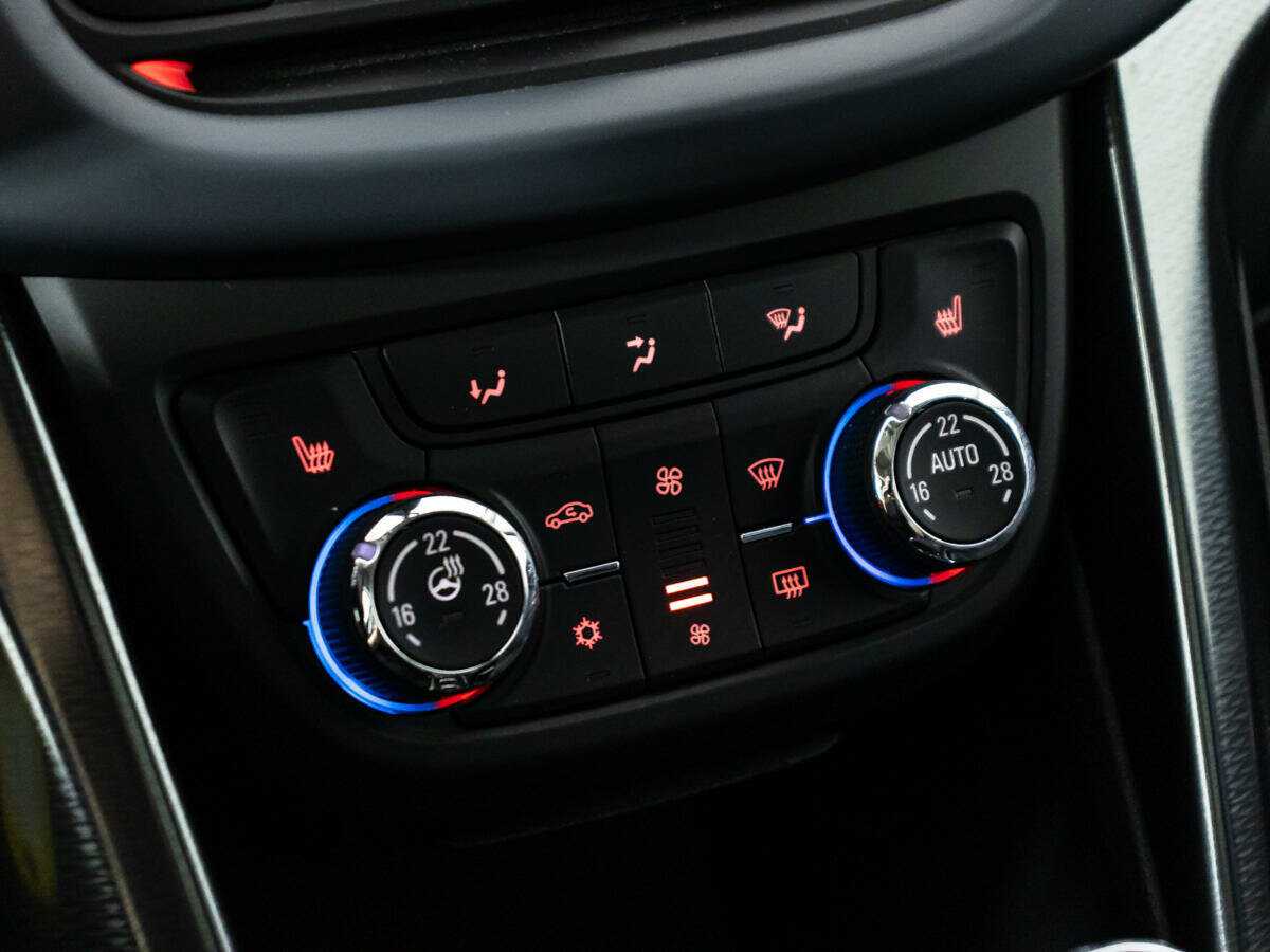 Купить Opel Zafira с пробегом. Фото: #19