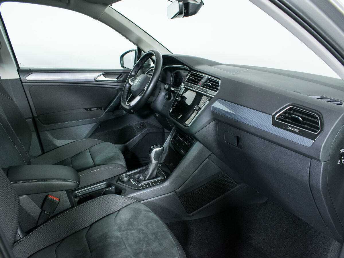Купить Volkswagen Tiguan с пробегом. Фото: #8