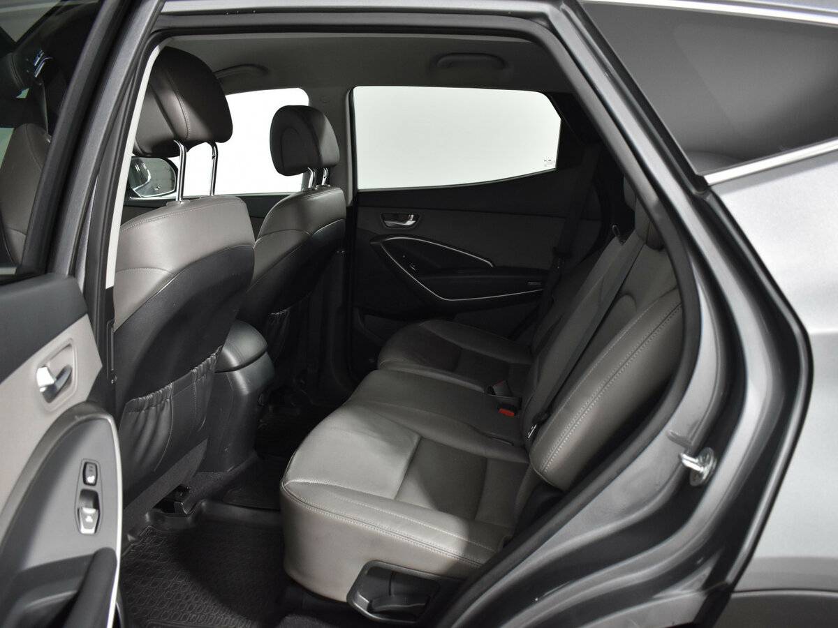 Купить Hyundai Santa Fe с пробегом. Фото: #11