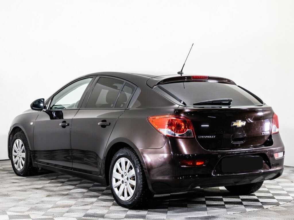 Купить Chevrolet Cruze с пробегом. Фото: #5