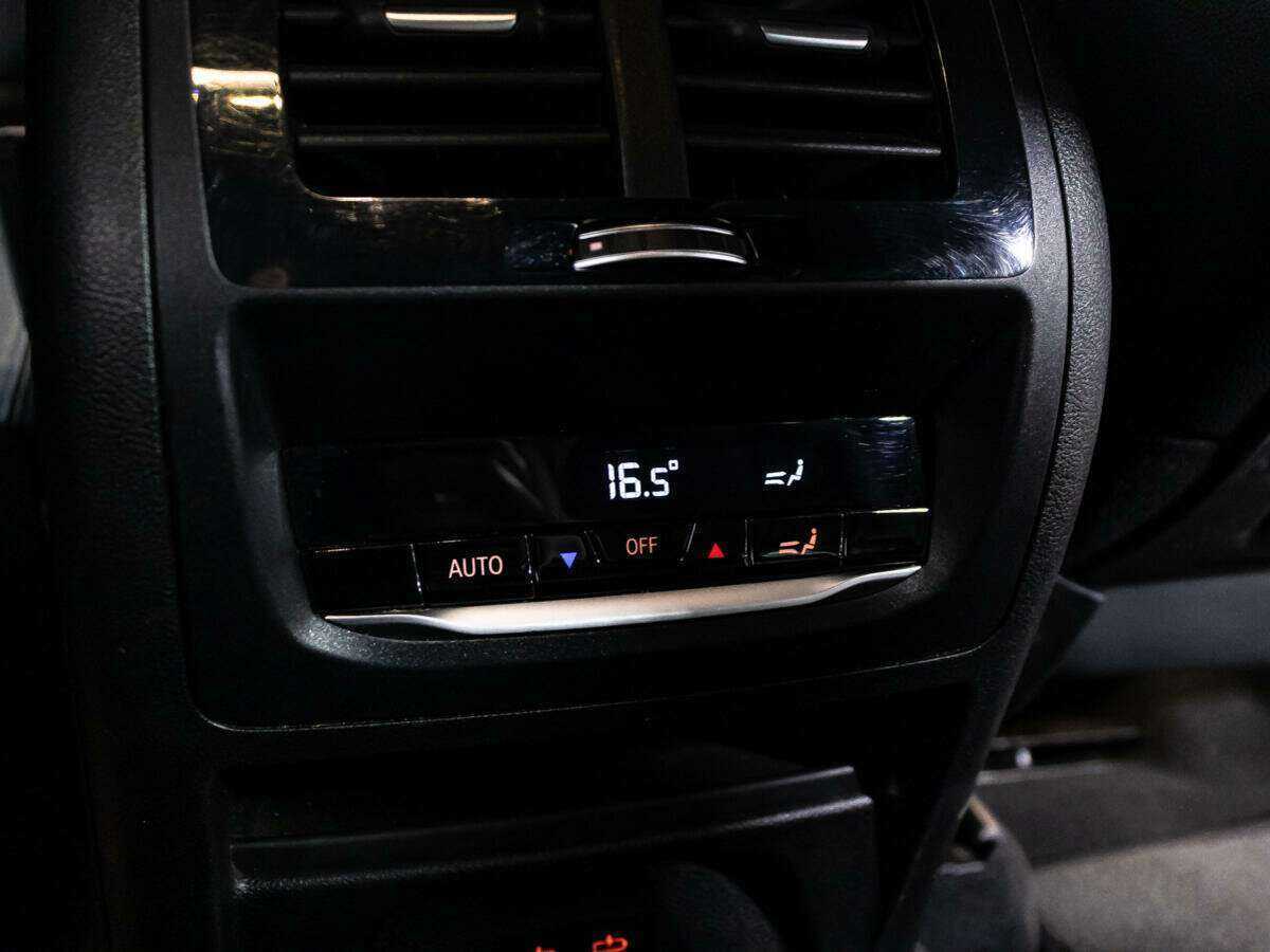 Купить BMW X3 с пробегом. Фото: #24