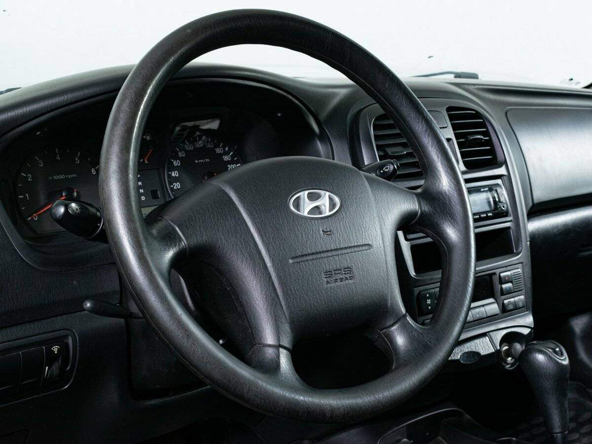 Купить Hyundai Sonata с пробегом. Фото: #11